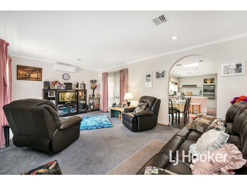 2 Eyebright Square, Hallam VIC 3803
