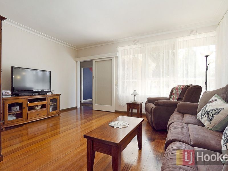10 Parkland Avenue, Hampton Park VIC 3976