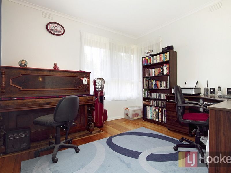 10 Parkland Avenue, Hampton Park VIC 3976