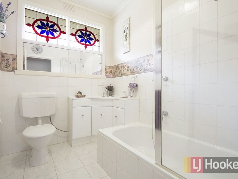 10 Parkland Avenue, Hampton Park VIC 3976