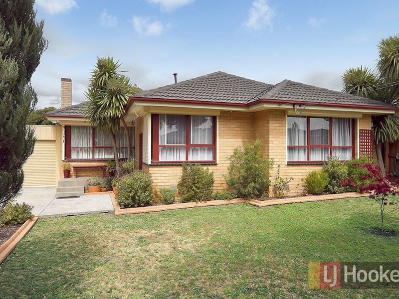 10 Parkland Avenue, Hampton Park VIC 3976