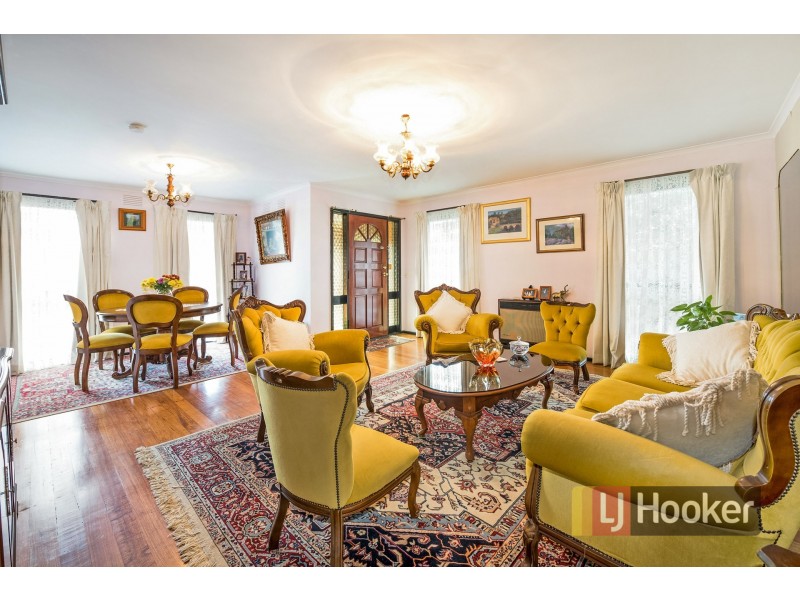 22 Ponto Court, Endeavour Hills VIC 3802