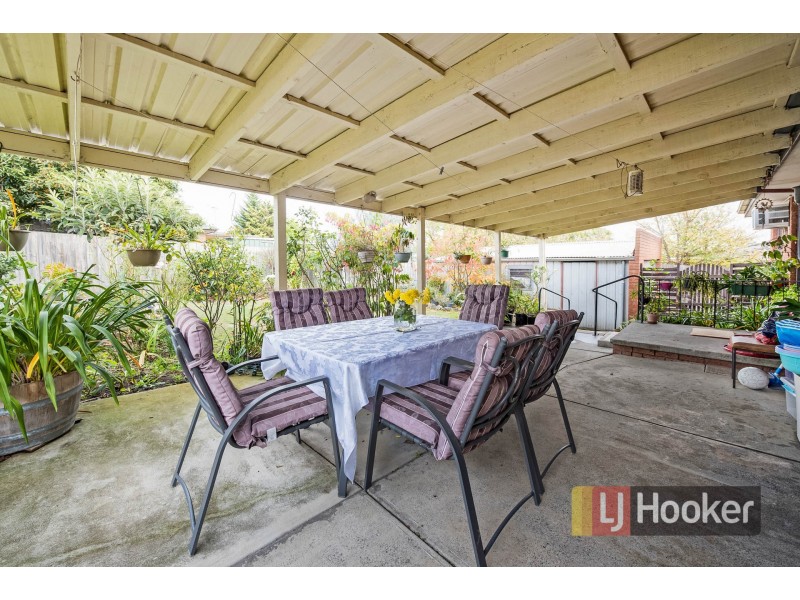 22 Ponto Court, Endeavour Hills VIC 3802