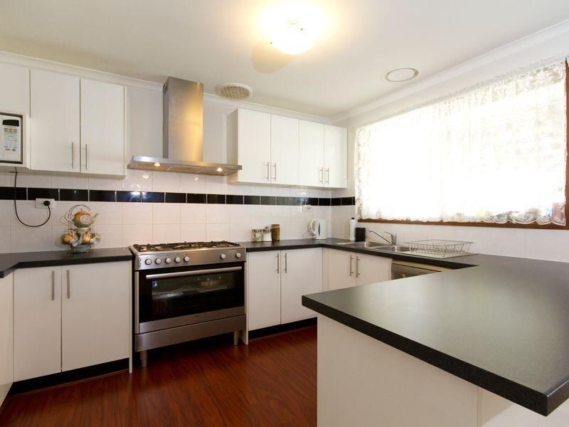 33 Arcadia Avenue, Hallam VIC 3803