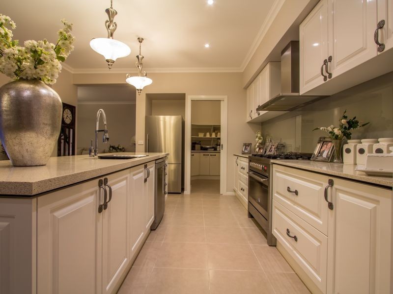 28 Skipperstone Glen, Narre Warren South VIC 3805