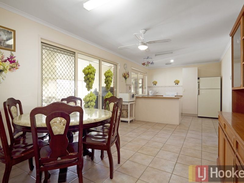 4 The Close, Hampton Park VIC 3976