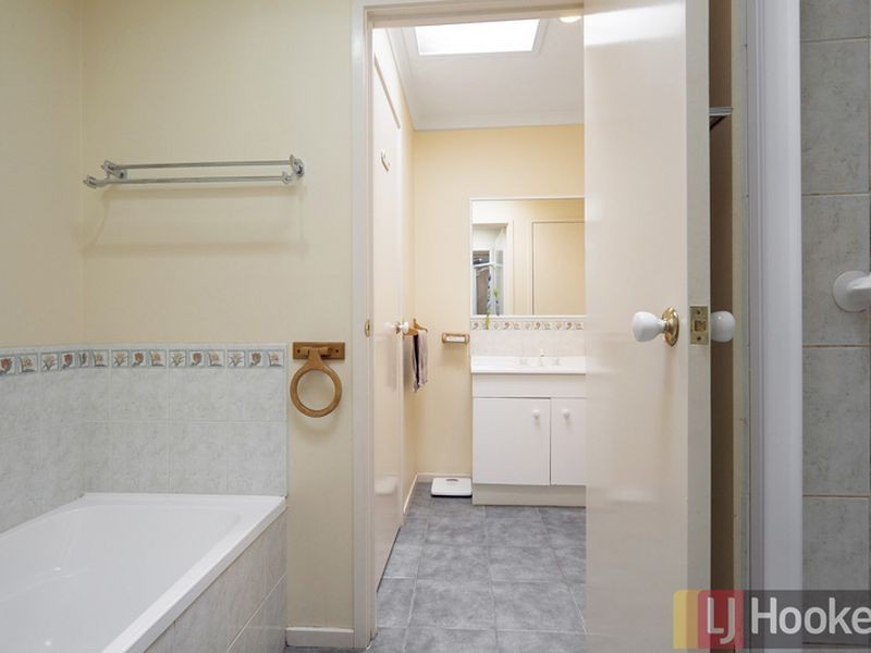 4 The Close, Hampton Park VIC 3976