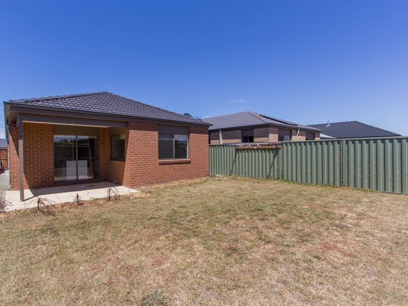 43 Moore Mews, Pakenham VIC 3810