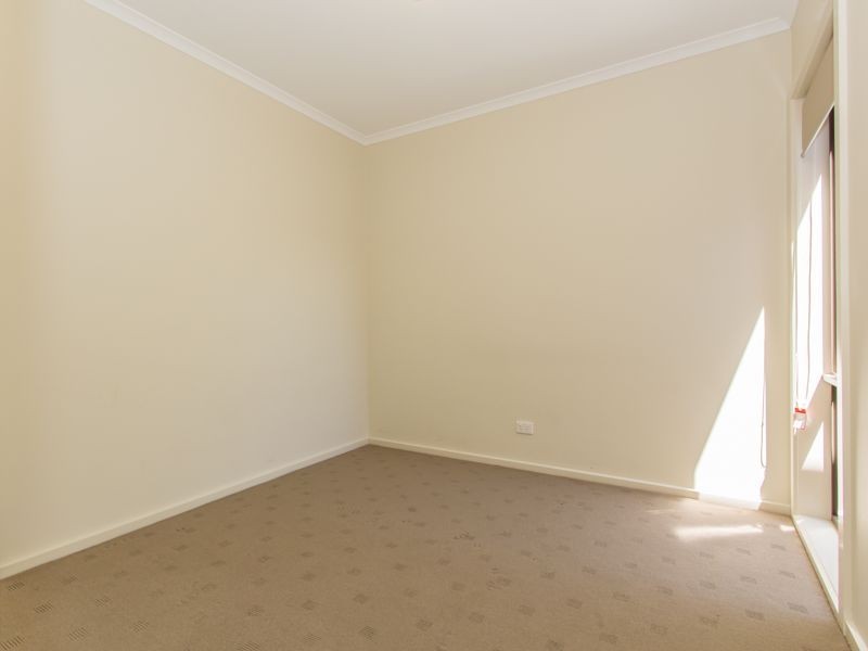 43 Moore Mews, Pakenham VIC 3810