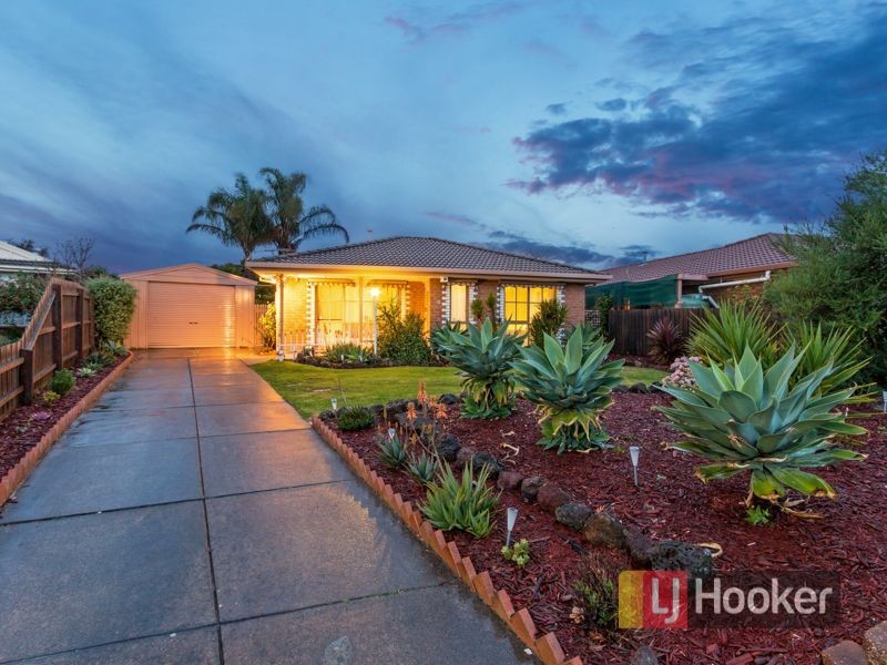 10 Alaster Court, Hampton Park VIC 3976