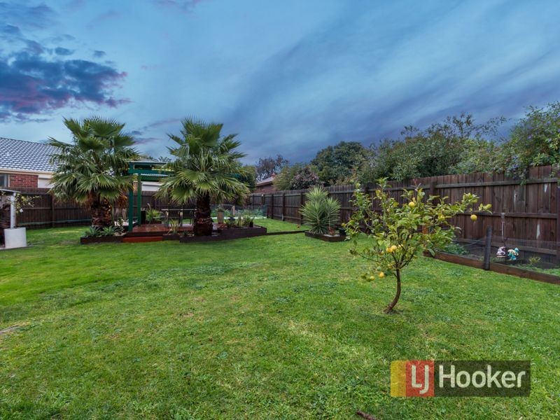 10 Alaster Court, Hampton Park VIC 3976