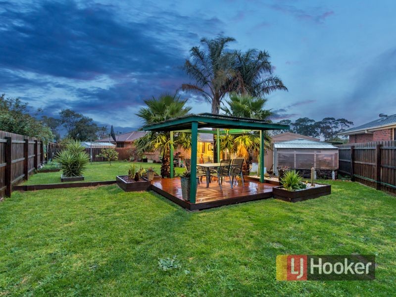 10 Alaster Court, Hampton Park VIC 3976
