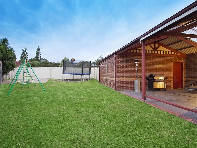 20 Kevin Close, Beaconsfield VIC 3807