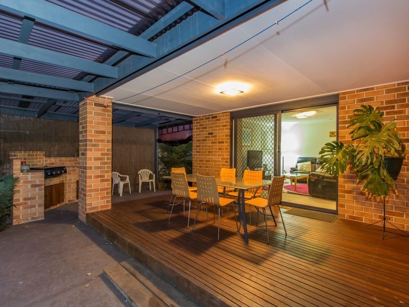 16 Golden Grove Drive, Narre Warren South VIC 3805