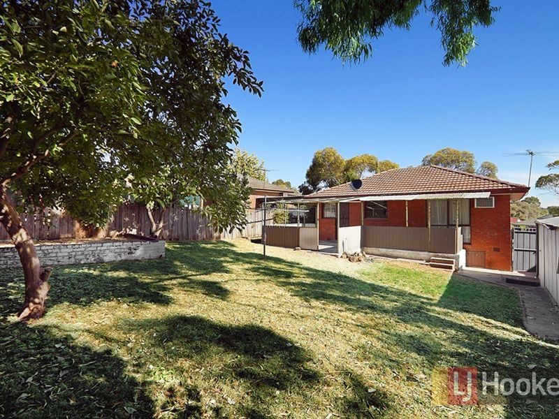 9 The Grange, Hampton Park VIC 3976