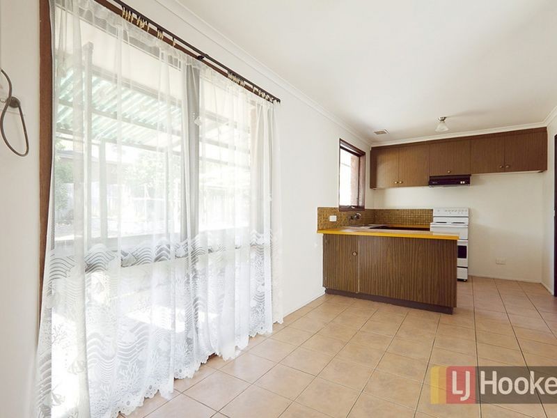 9 The Grange, Hampton Park VIC 3976