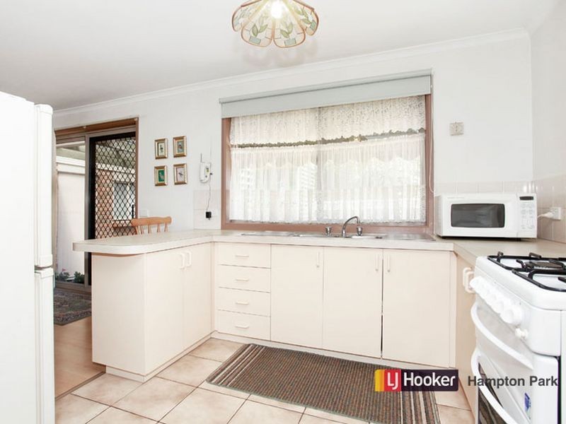 2/91 Cairns Road, Hampton Park VIC 3976