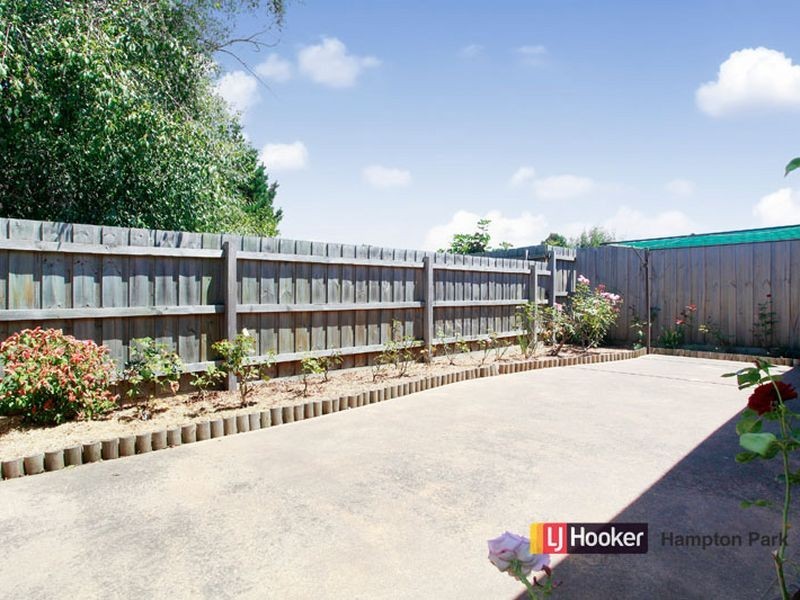 2/91 Cairns Road, Hampton Park VIC 3976