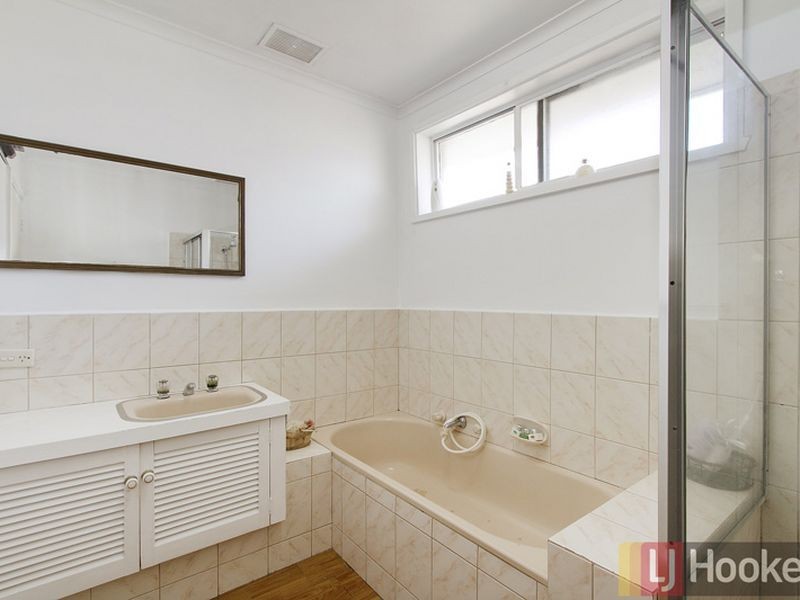 10 Lorna Street, Cranbourne VIC 3977