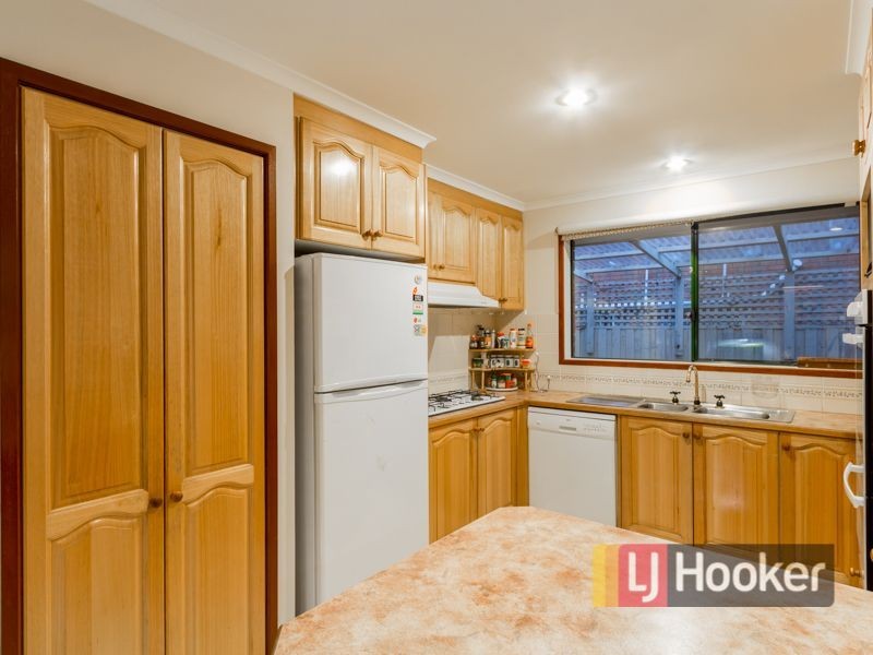 5 Ainsleigh Court, Narre Warren VIC 3805