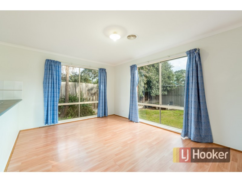 48 Cato Parkway, Lynbrook VIC 3975