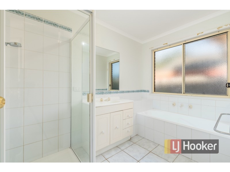 48 Cato Parkway, Lynbrook VIC 3975