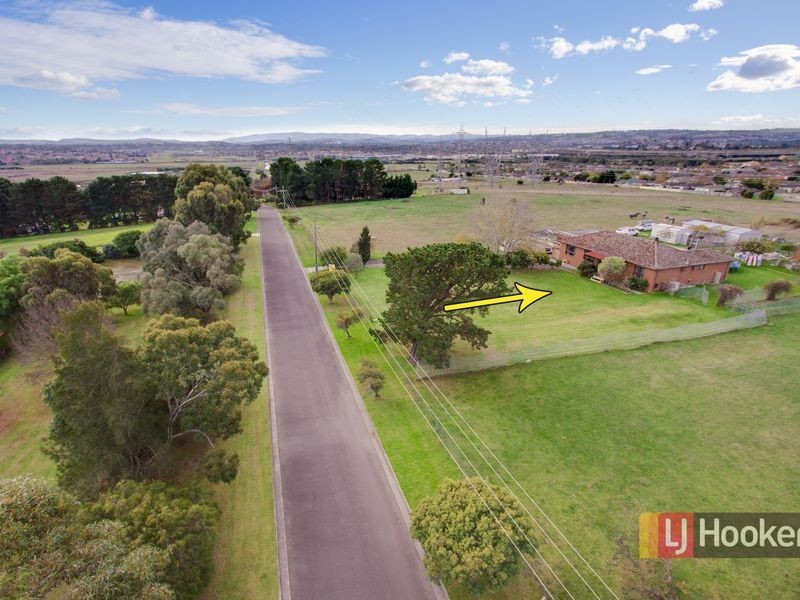 8 Wethersdane Drive, Hampton Park VIC 3976