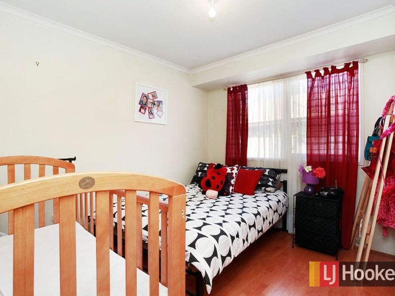 28 Ellindale Close, Hampton Park VIC 3976