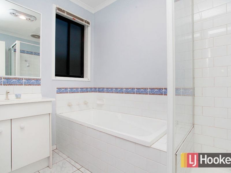 17 Eclipse Court, Hampton Park VIC 3976