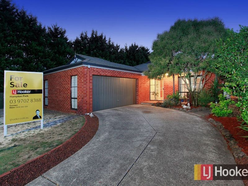 17 Eclipse Court, Hampton Park VIC 3976
