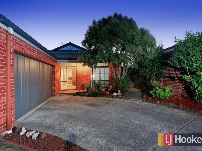 17 Eclipse Court, Hampton Park VIC 3976