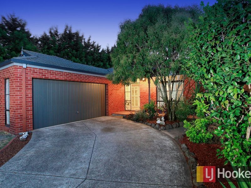 17 Eclipse Court, Hampton Park VIC 3976