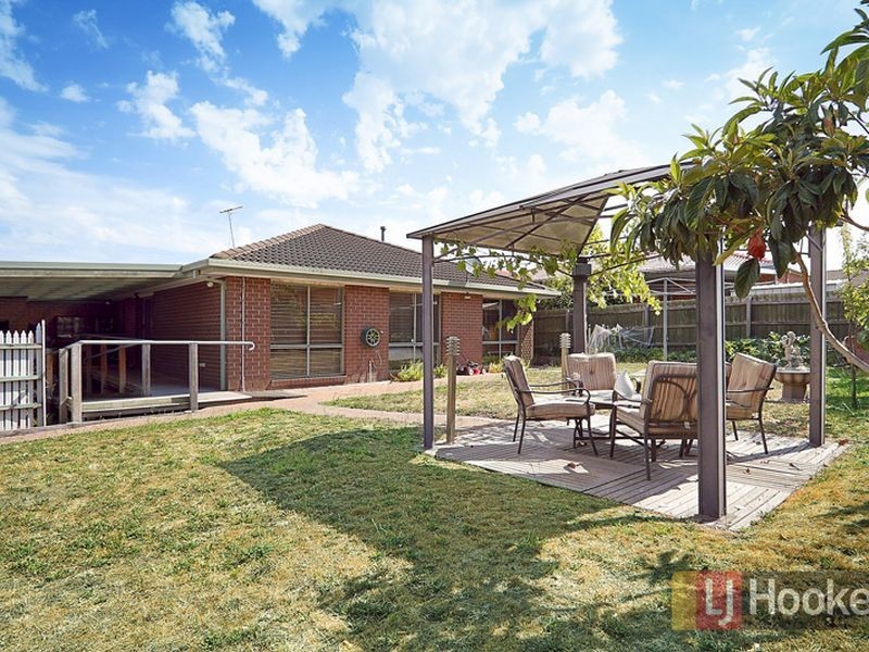 61 Horizon Boulevard, Hampton Park VIC 3976