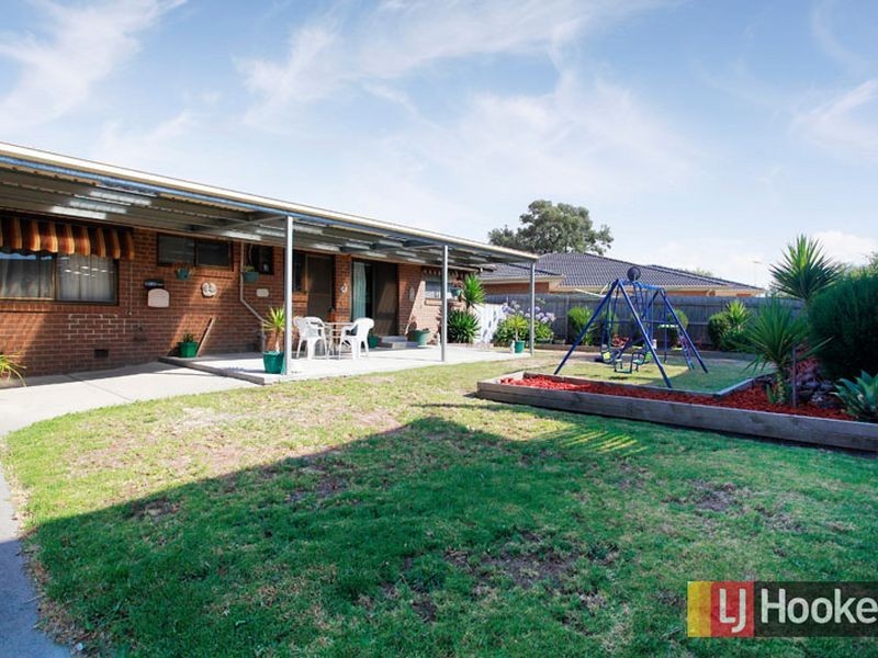 6 Paul Court, Hampton Park VIC 3976
