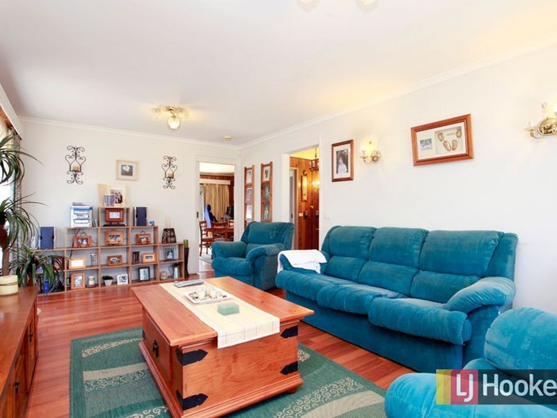 6 Paul Court, Hampton Park VIC 3976