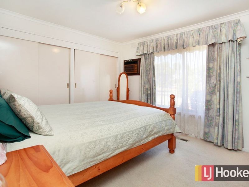 6 Paul Court, Hampton Park VIC 3976