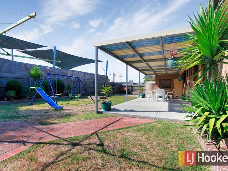 6 Paul Court, Hampton Park VIC 3976