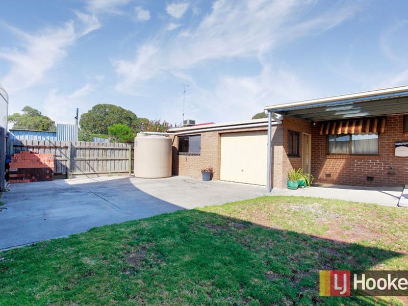 6 Paul Court, Hampton Park VIC 3976