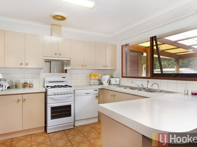 35 Springfield Crescent, Hampton Park VIC 3976