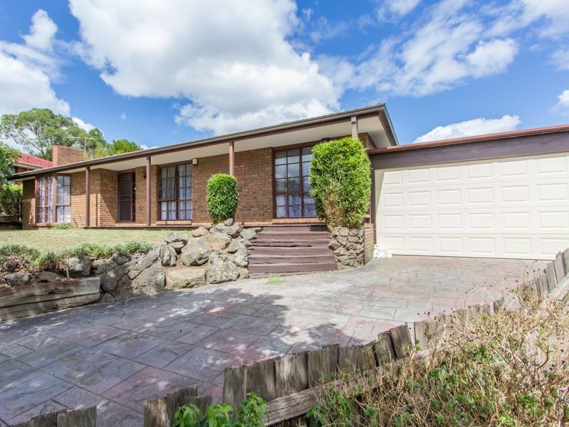 15 Edgerton Court, Hampton Park VIC 3976