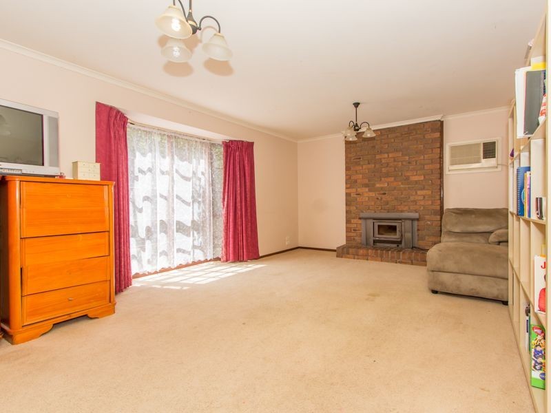 15 Edgerton Court, Hampton Park VIC 3976