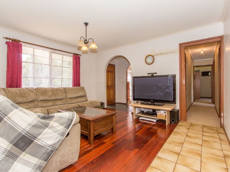 15 Edgerton Court, Hampton Park VIC 3976