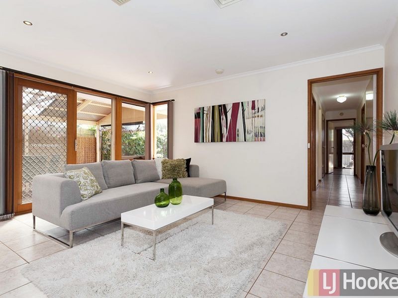 43 Springfield Cres, Hampton Park VIC 3976