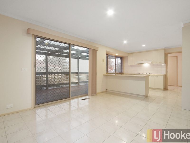 19 Palm Way, Narre Warren South VIC 3805