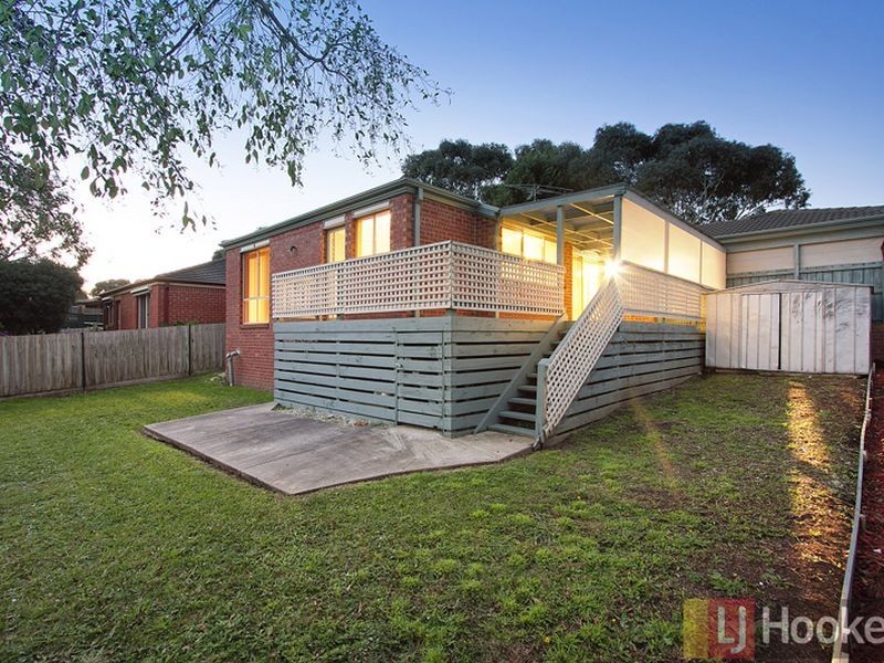 19 Palm Way, Narre Warren South VIC 3805