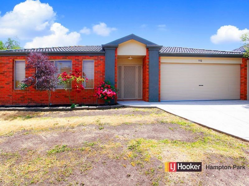 112 Langbourne Drive, Narre Warren South VIC 3805