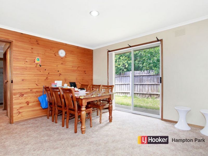 2/152 Somerville Road, Hampton Park VIC 3976