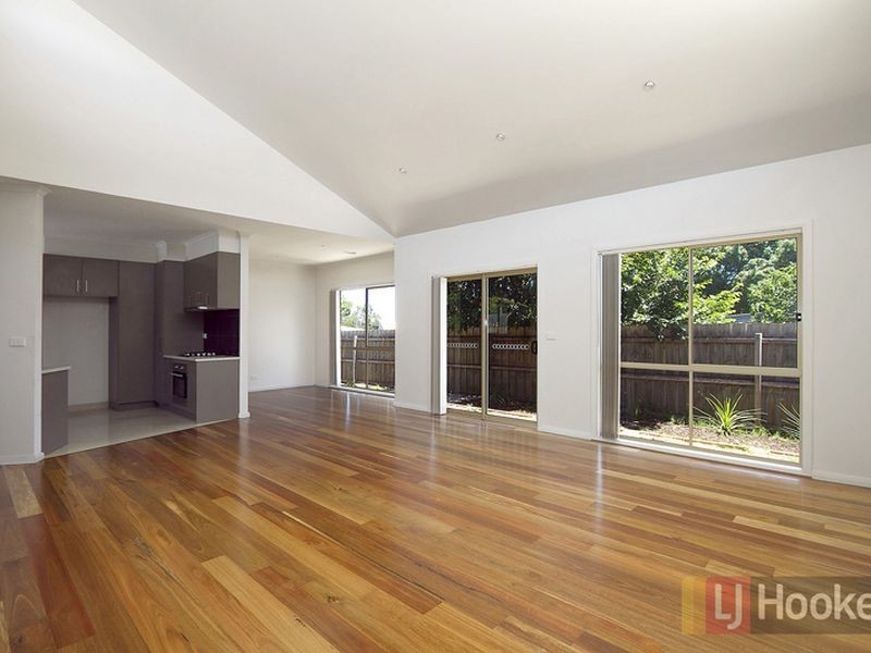 2/32 Hanley Street, Narre Warren VIC 3805