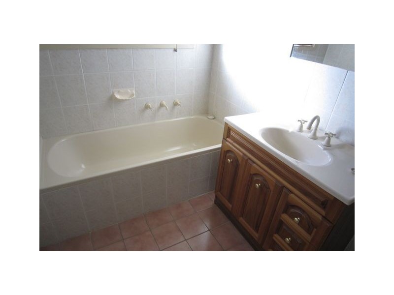 42 Belconnen Way, Page ACT 2614
