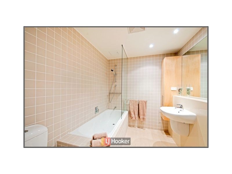 Unit 401 ‘Space 2′/165 Northbourne Avenue, Turner ACT 2612